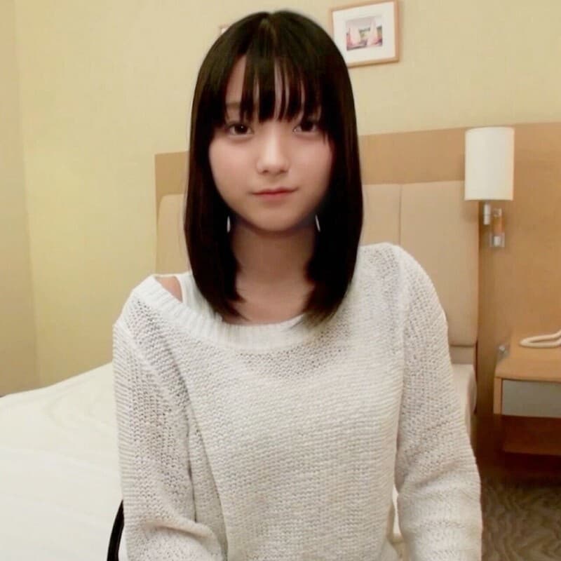 FC2-PPV-4679339 Stunning Anal Penetration & Creampie Featuring Petite 18-Year-Old Idol Lookalike