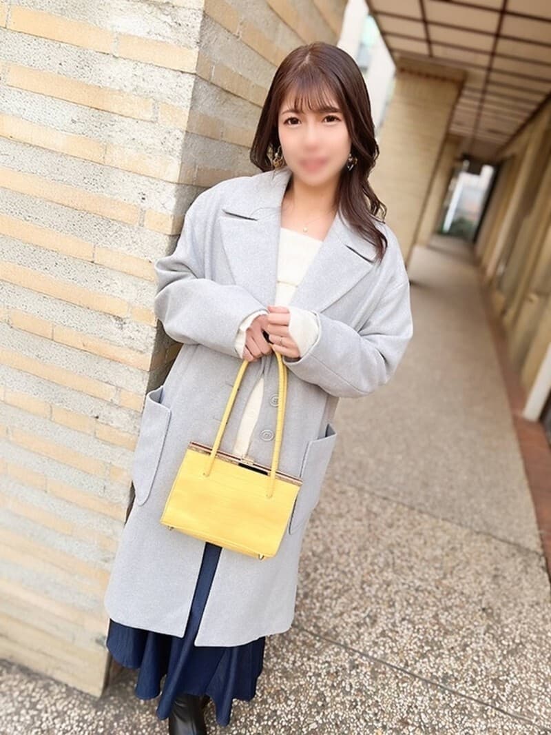 FC2-PPV-4784925 Small-Breasted Wife B Cup: Erotic Wife’s Intense Creampie 'Natsu'